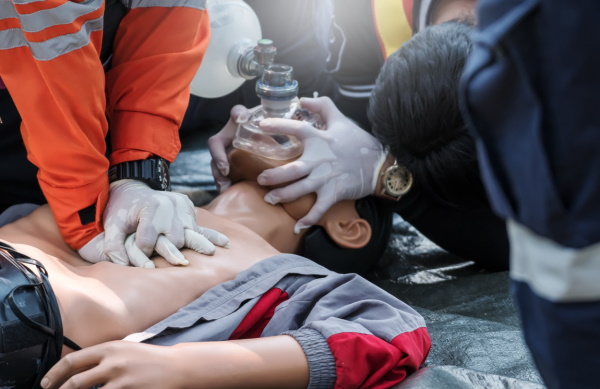 advanced resuscitation and oxygen therapy