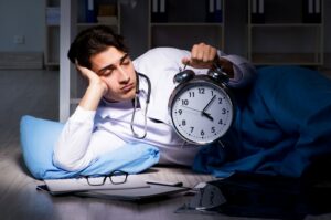 7 Tips to Stay Healthy When Working Night Shifts